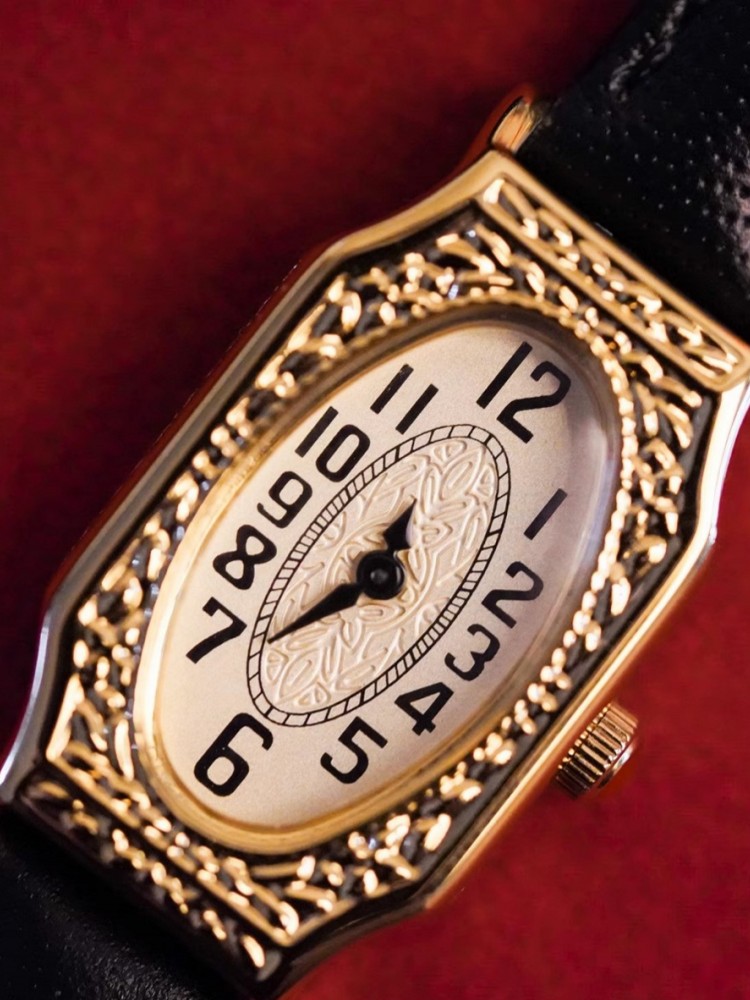 Jam Tangan Kuarsa Emas Ujung S - Leatherwork Ideas ulasan dan harga