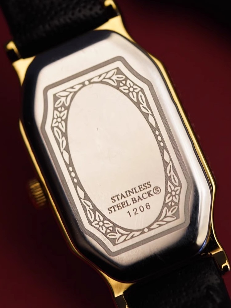 Jam Tangan Kuarsa Emas Ujung S - Leatherwork Ideas ulasan dan harga